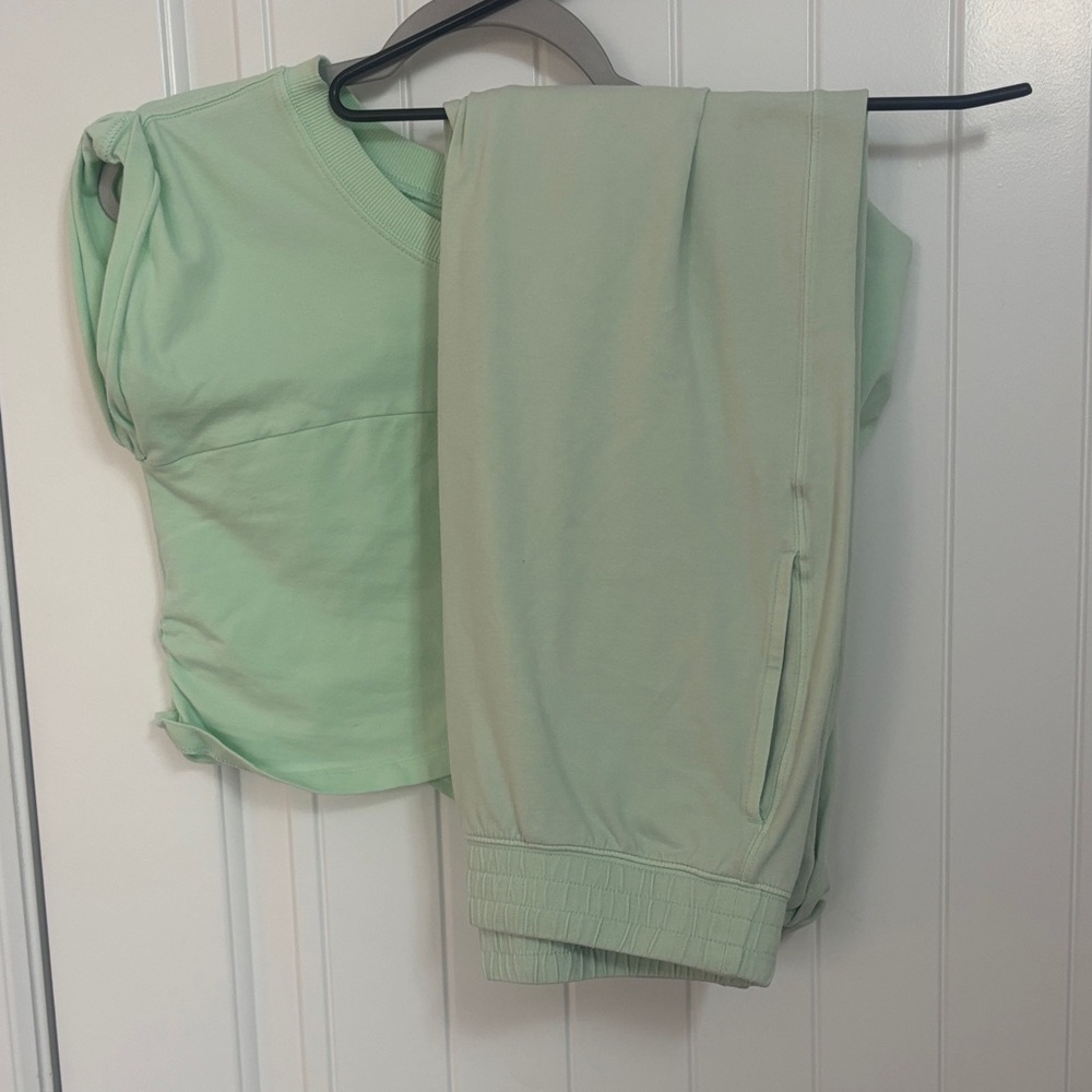 free people set top and bottom mint size small